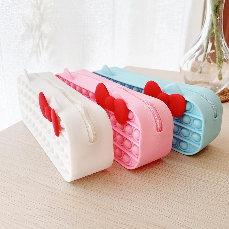 Decompress Toy pinch pencil storage box bow pen case