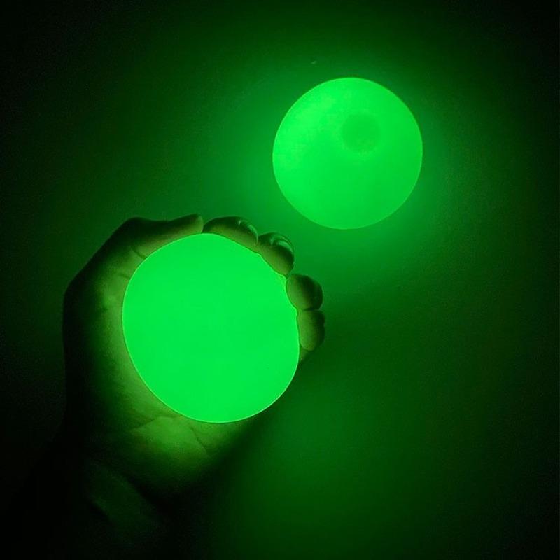 2021 45mm luminescent Stiky Balls toys Throw At Ceiling Stick Wall Ball Sticky Target Squash Globbles Balle Kids